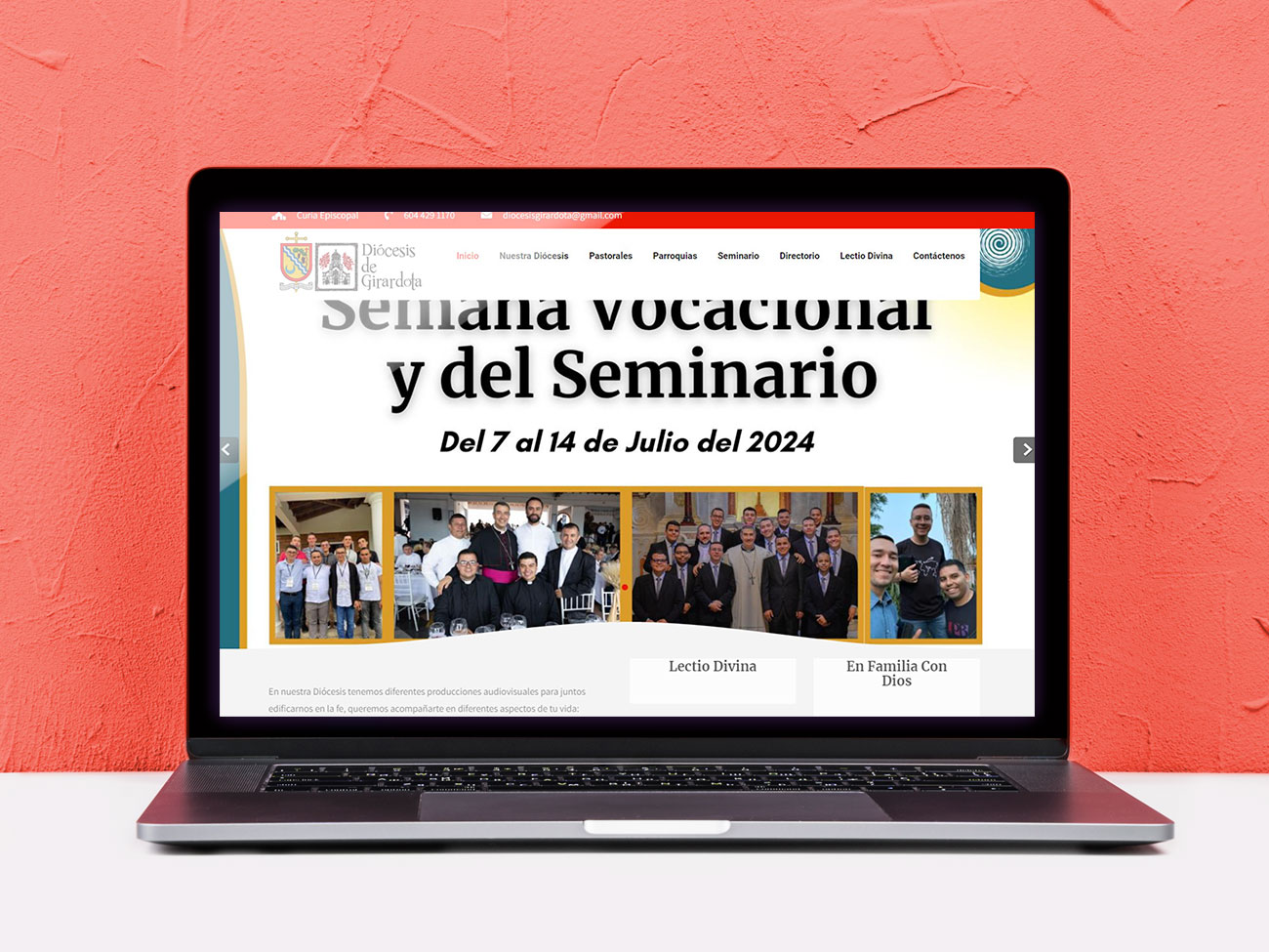 Homepage of Diócesis de Girardota website showing responsive design and community information.